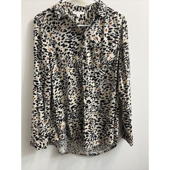 BeachLunchLounge Lindsey Animal Print Long Sleeve Button Down S - Picture 1 of 5